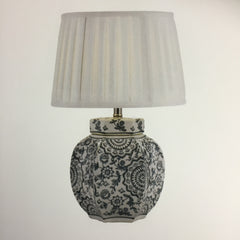 PADMA TABLE LAMP