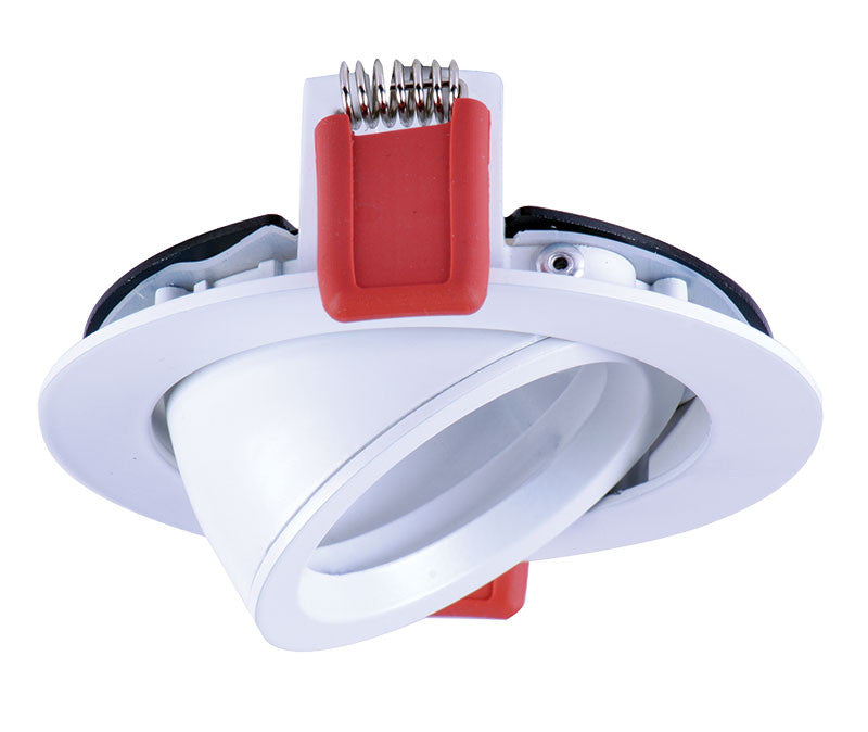Recessed clearance downlight fitting
